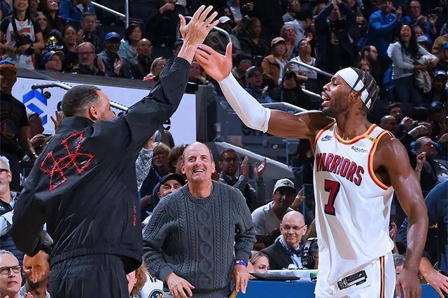 三分压哨绝杀！勇士险胜快船 库里9分哈登13分