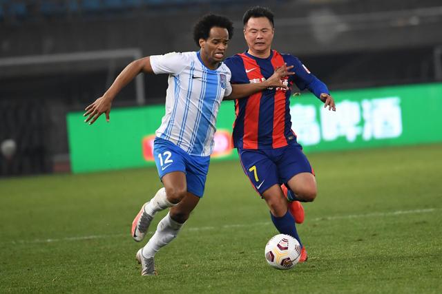 范子铭12分首钢送江苏9连败 陈盈骏8分8篮板